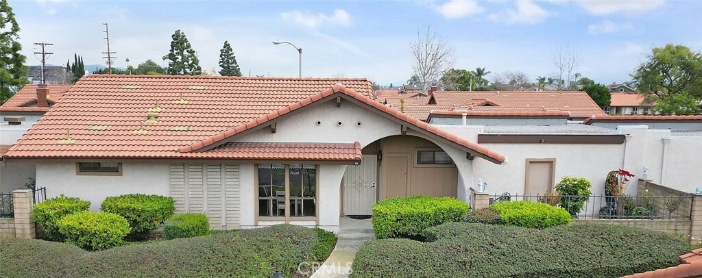 Property Photo:  857 Barbados Drive  CA 92870 