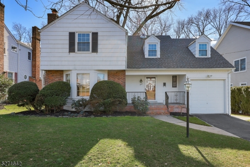 Property Photo:  862 Summit Ave  NJ 07090 