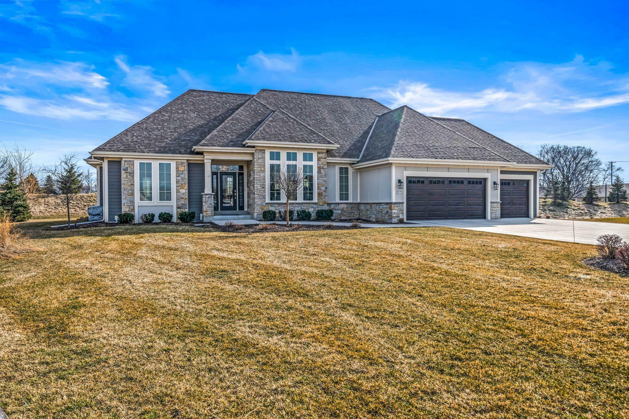 Property Photo: W239n3710 River Birch Ct WI 53072