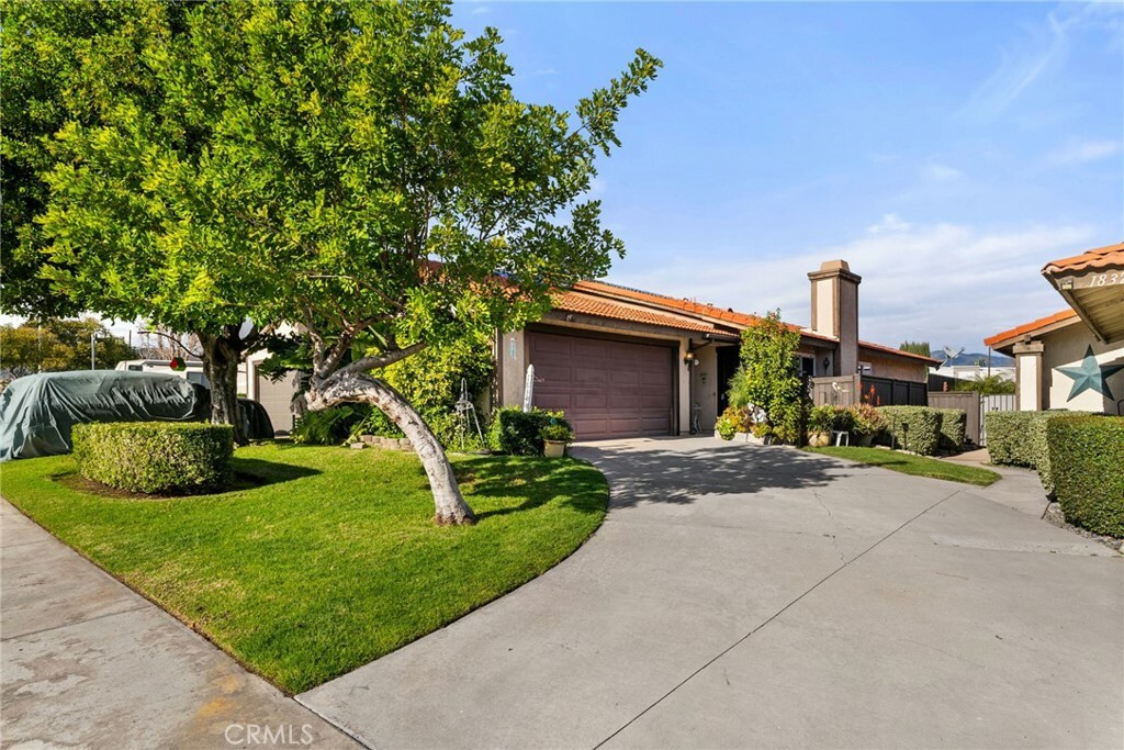 Property Photo:  1834 N Solano Avenue  CA 91764 