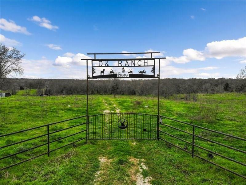 Property Photo:  5500 County Road 4128  TX 75158 