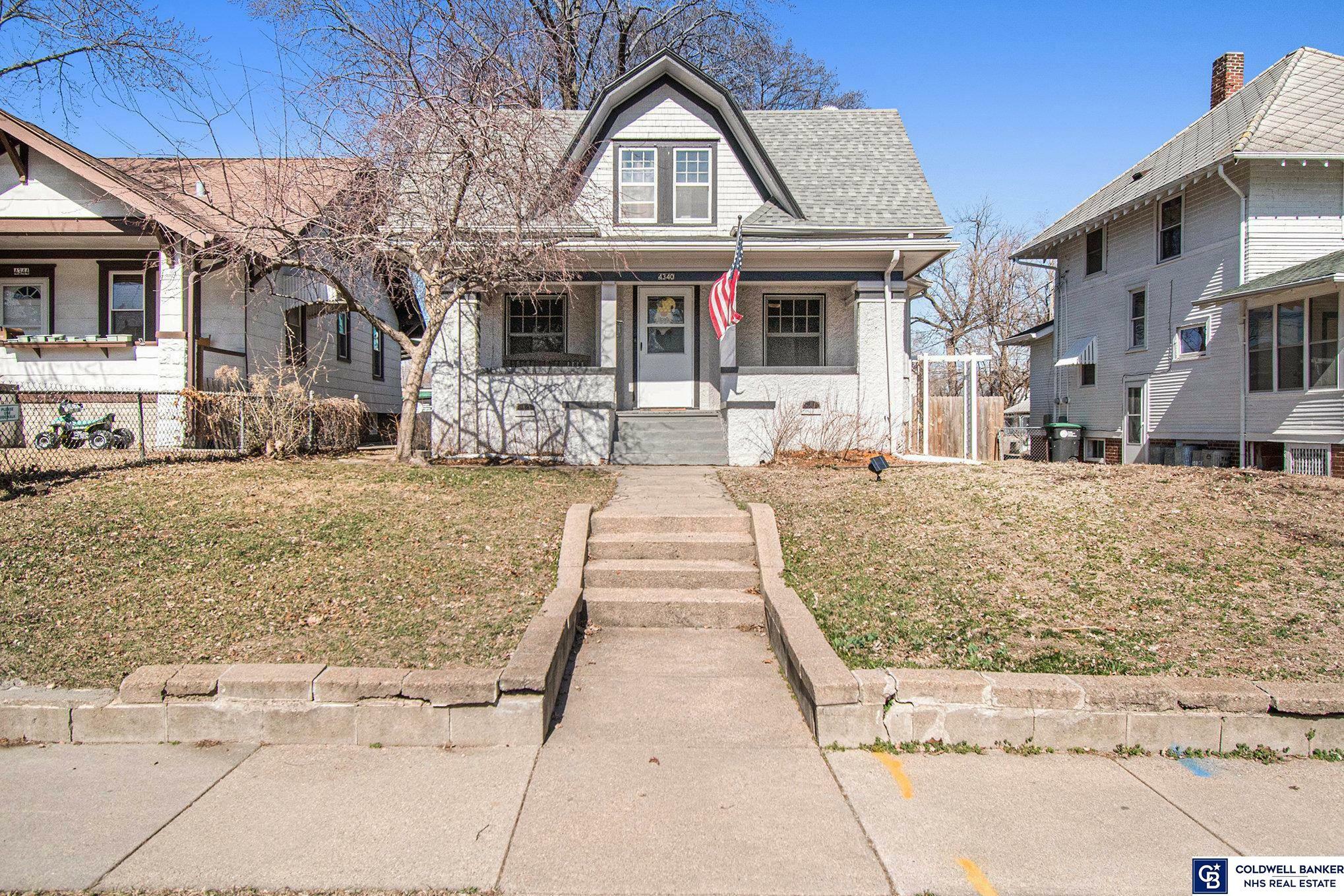 Property Photo: 4340 Parker Street NE 68111