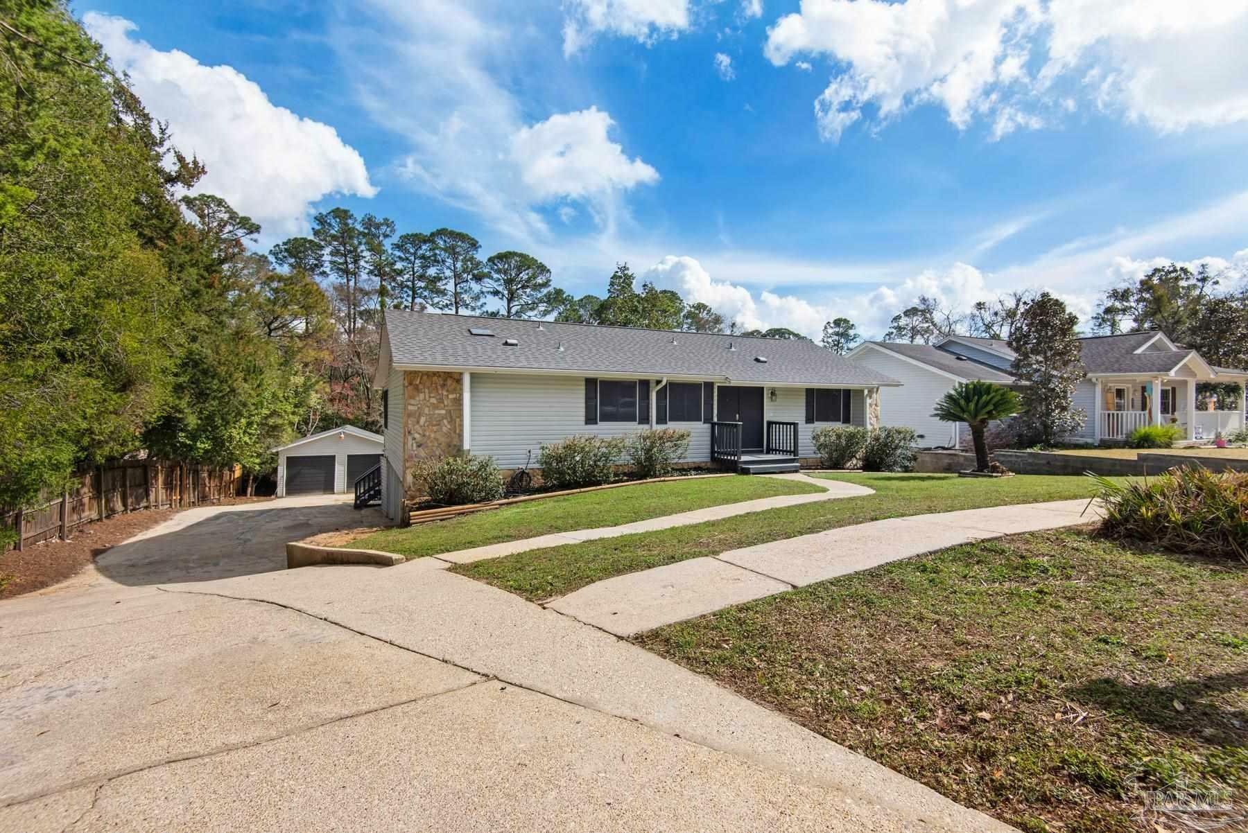 Property Photo:  4413 Citadel Dr  FL 32514 