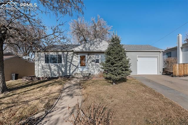 Property Photo: 1025 Constitution Road CO 81001