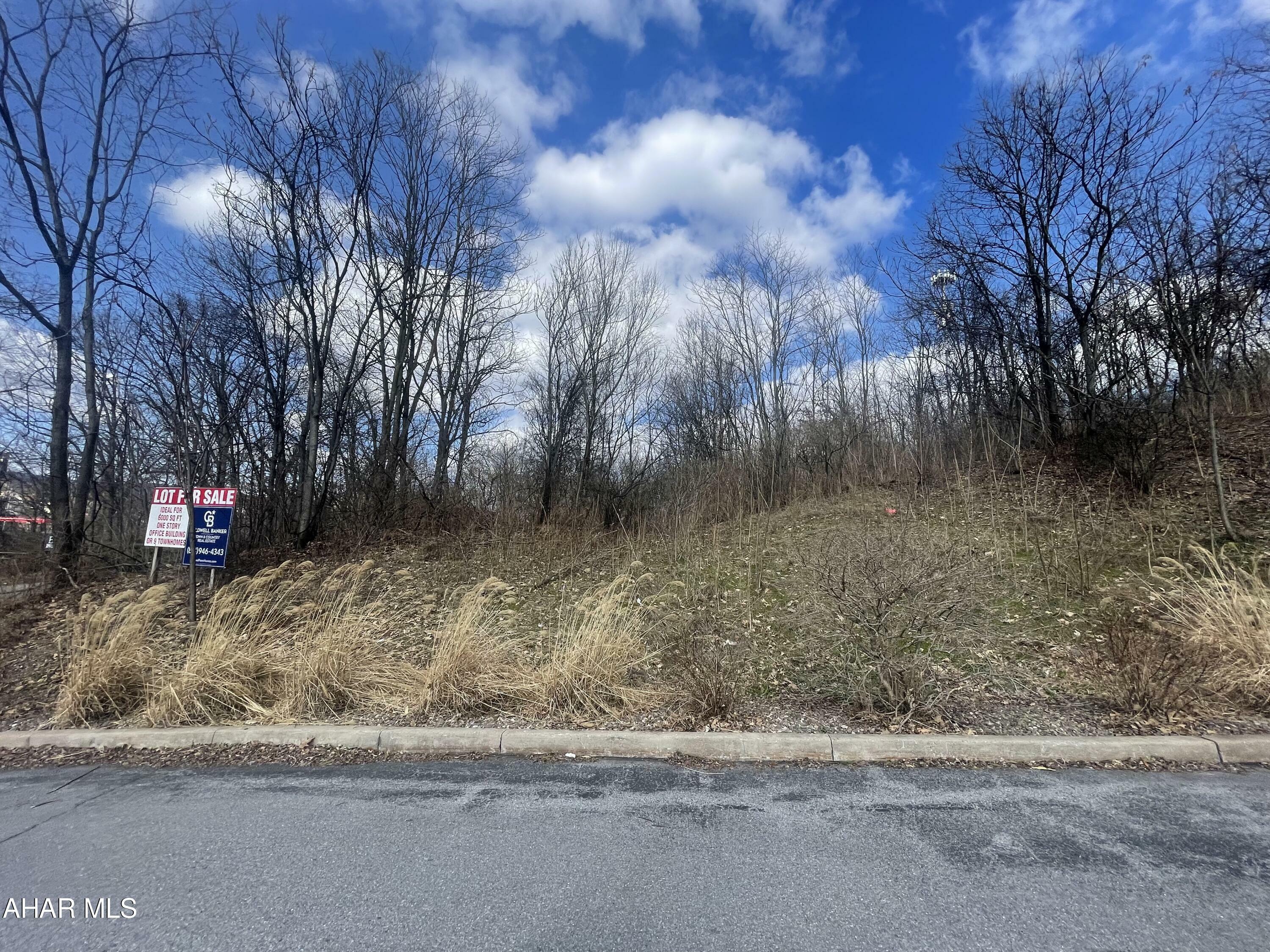 Property Photo: 3349 Lynnwood Drive Drive PA 16602