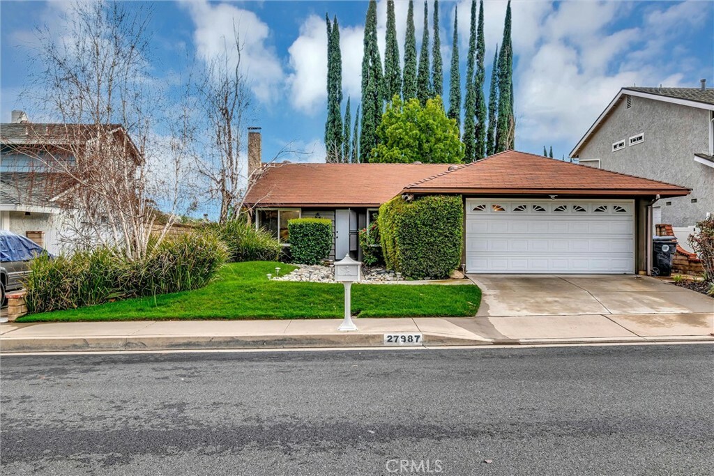 Property Photo:  27987 Caraway Lane  CA 91350 