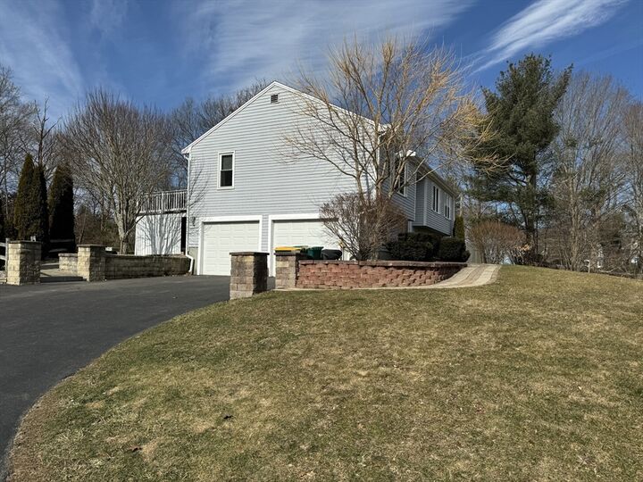 Property Photo:  195 S Worcester St  MA 02766 