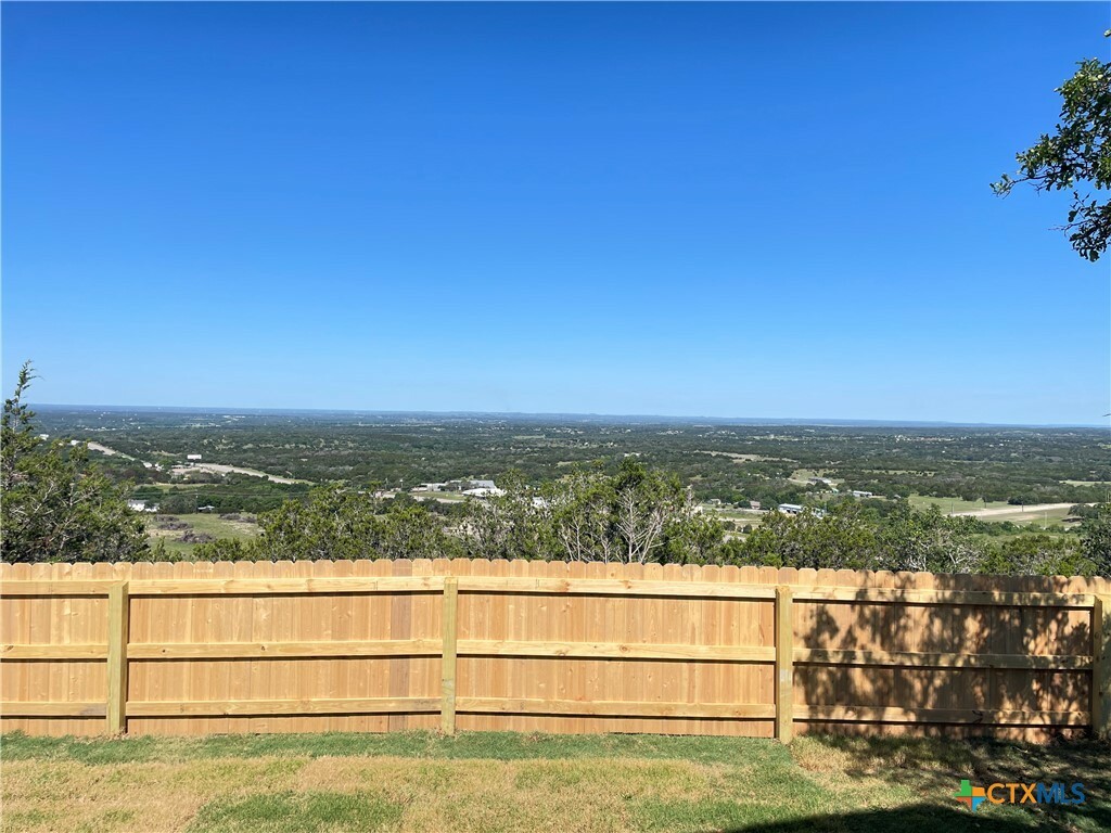 Property Photo:  202 Overlook Trail  TX 76522 
