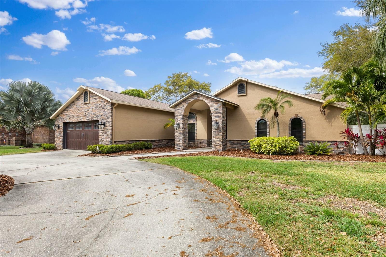 Property Photo:  12289 Oaks Lane  FL 33772 