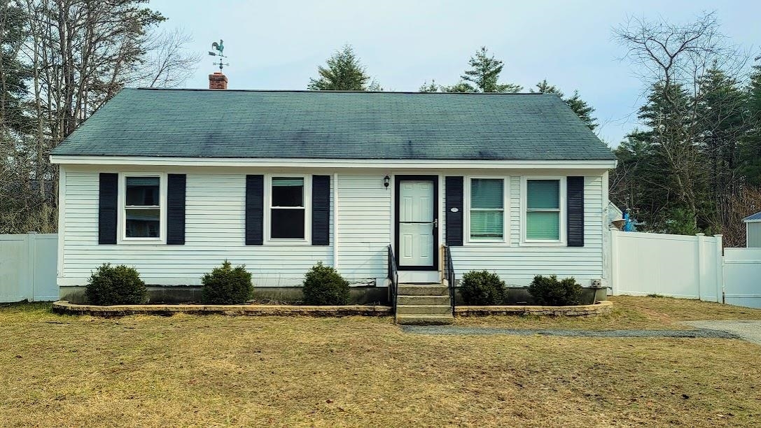 Property Photo:  4 Wedgewood Drive  NH 03301 