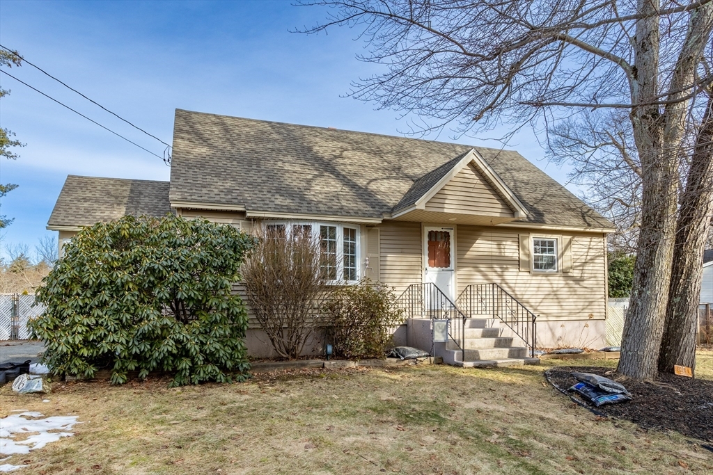 Property Photo:  106 Eva Drive  MA 01453 