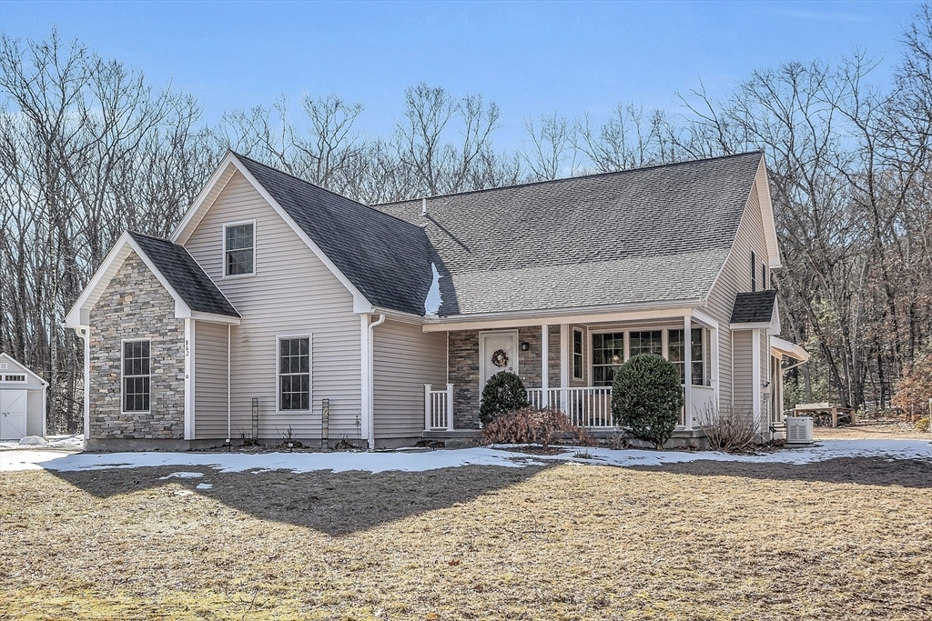 Property Photo:  862 Reservoir Rd  MA 01462 