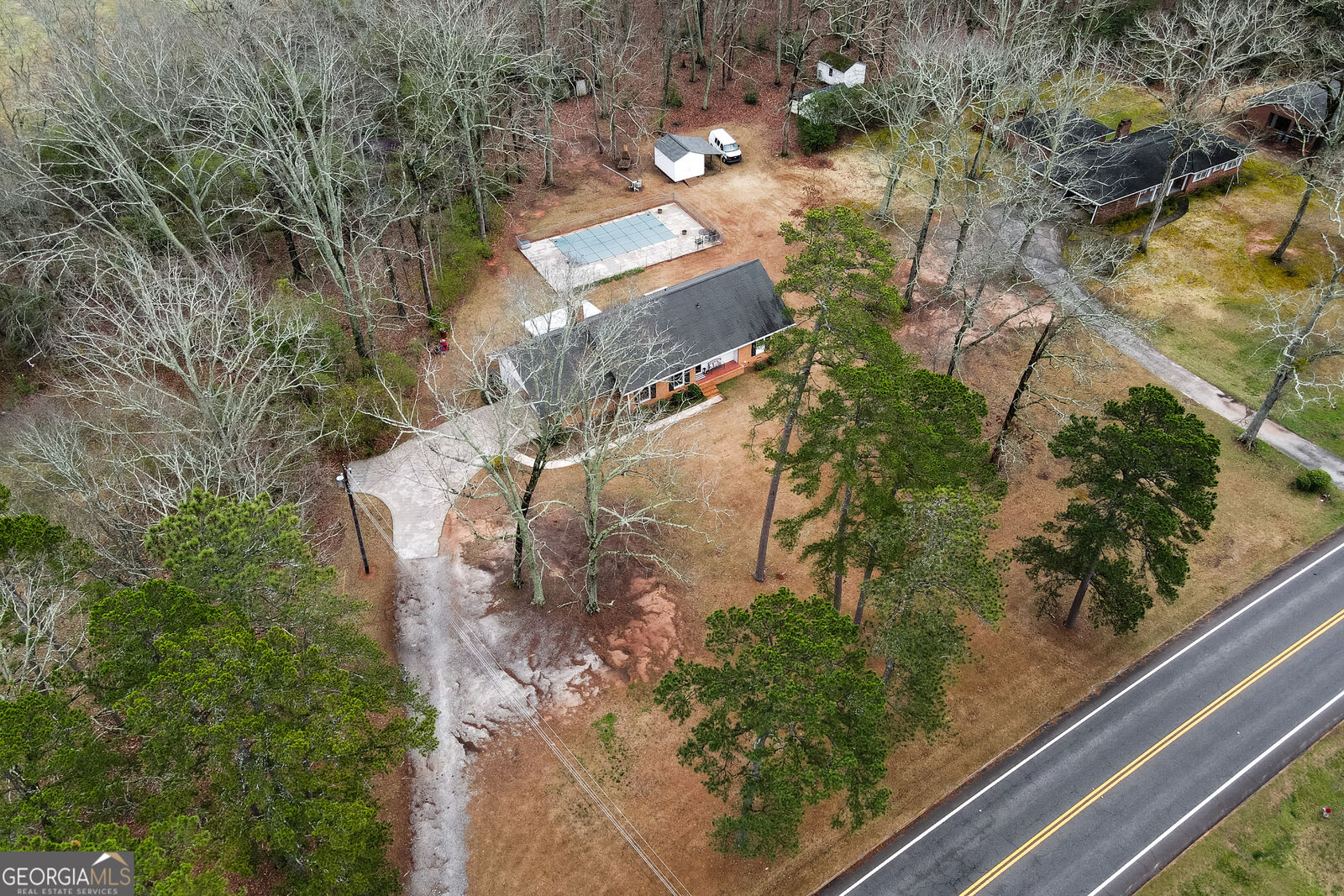 Property Photo: 758 S Cherokee Road GA 30025