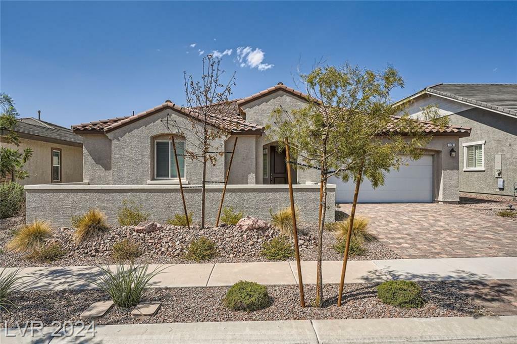 Property Photo:  124 General Kelly Avenue  NV 89011 