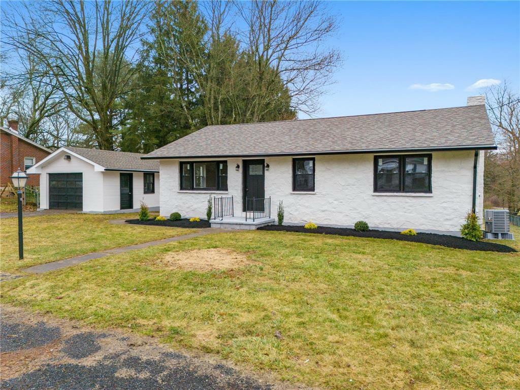 Property Photo:  1660 Pleasant View Road  PA 18015 