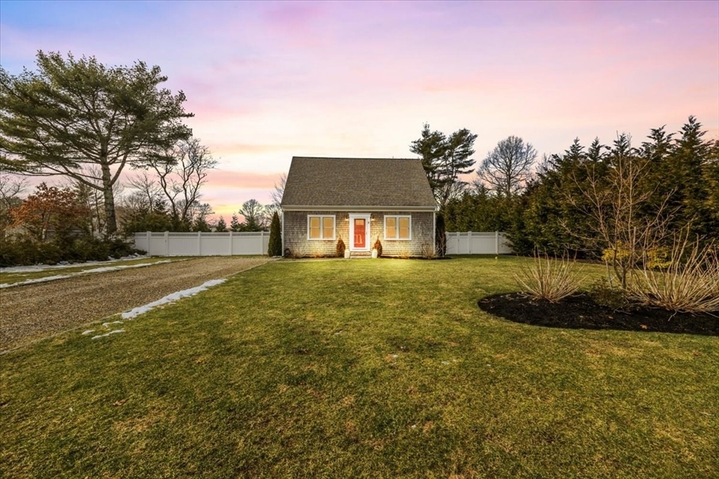 Property Photo:  9 Rolling Acres Ln  MA 02536 