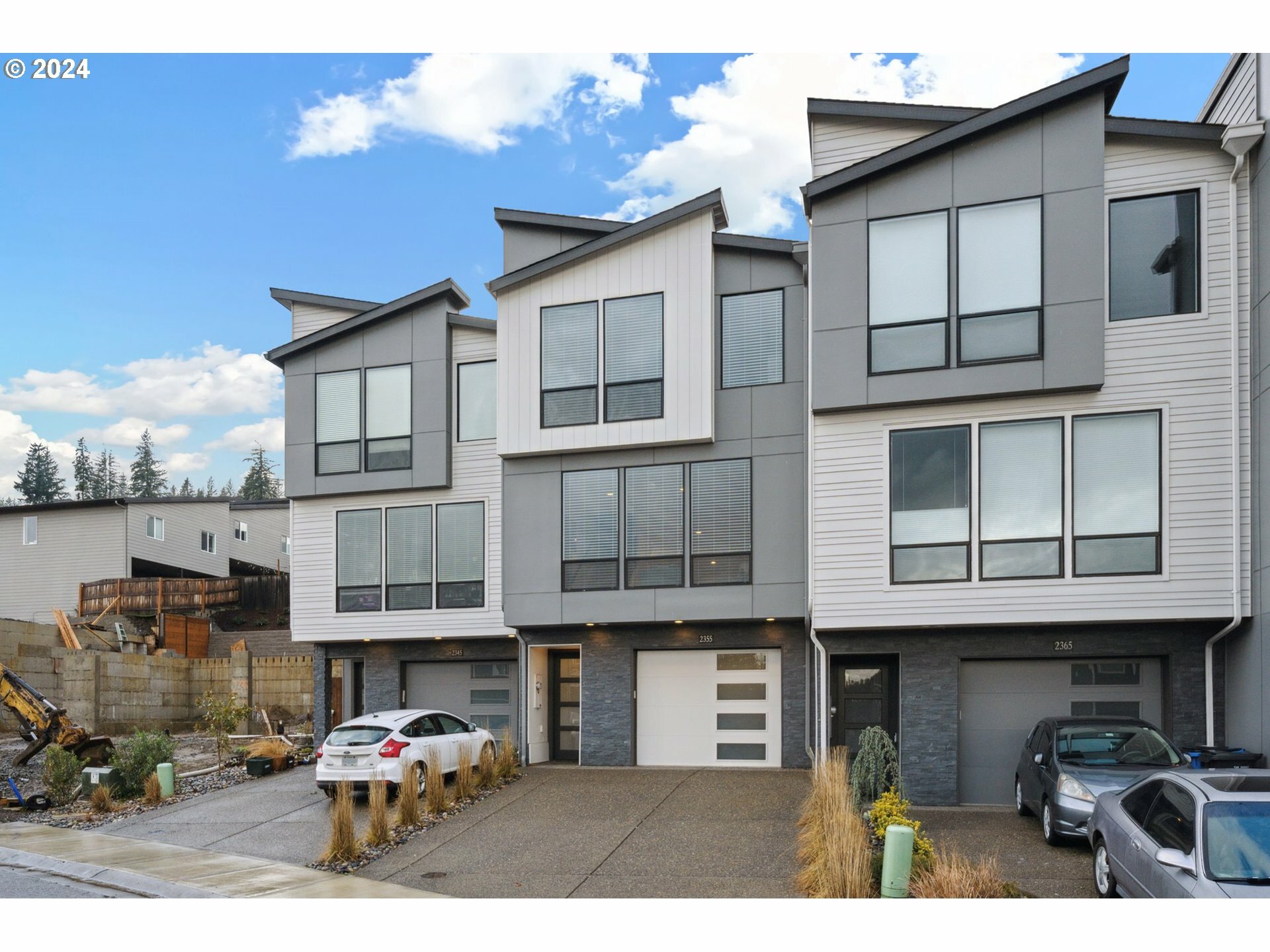 Property Photo:  2355 N R St  WA 98671 