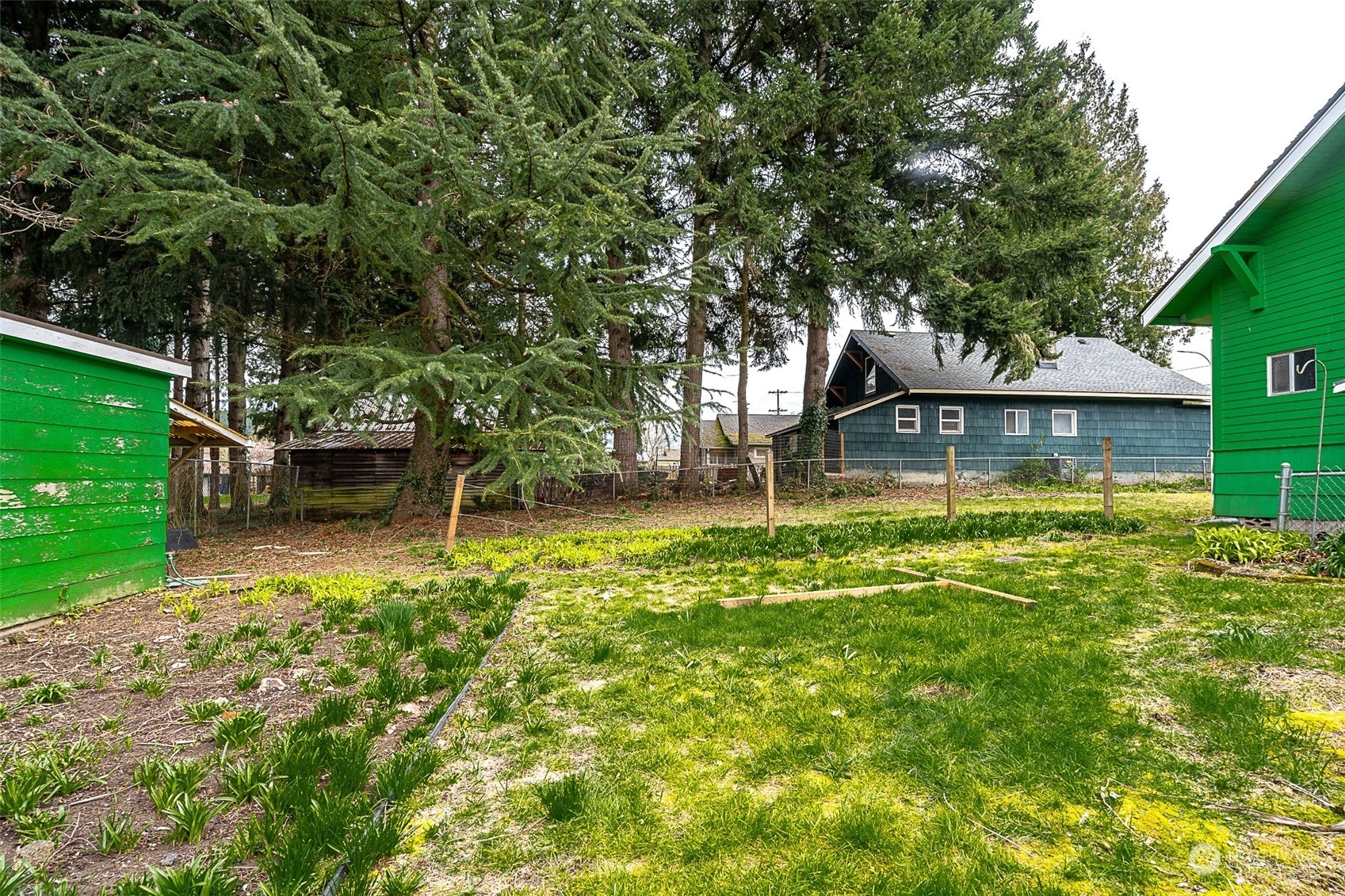 Property Photo:  321 W Summa Street  WA 98531 