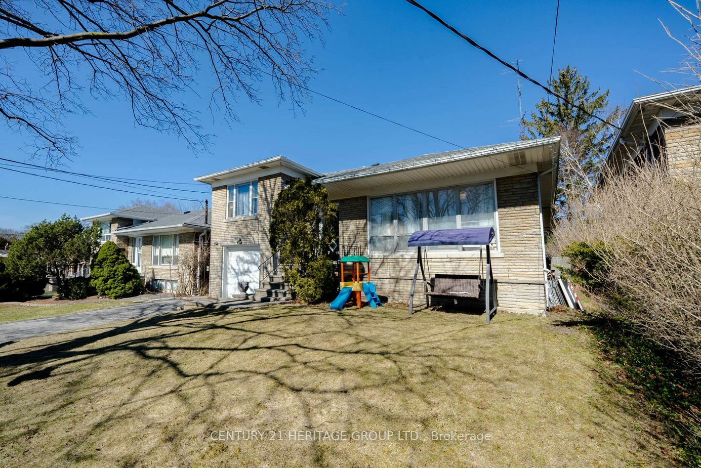 Property Photo:  262 Park Home Ave  ON M2R 1A3 