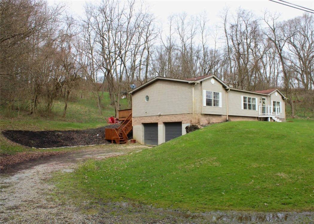 Property Photo:  487 Weddell Road  PA 15012 