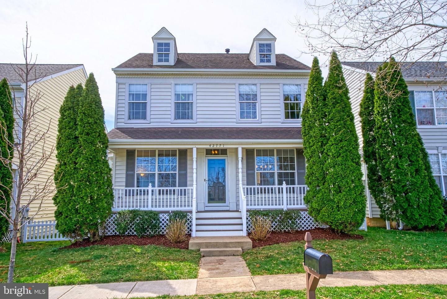 Property Photo:  42771 Freedom Street  VA 20152 