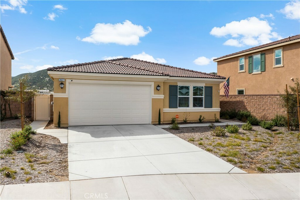 Property Photo:  28377 Sidekick Ct  CA 92585 