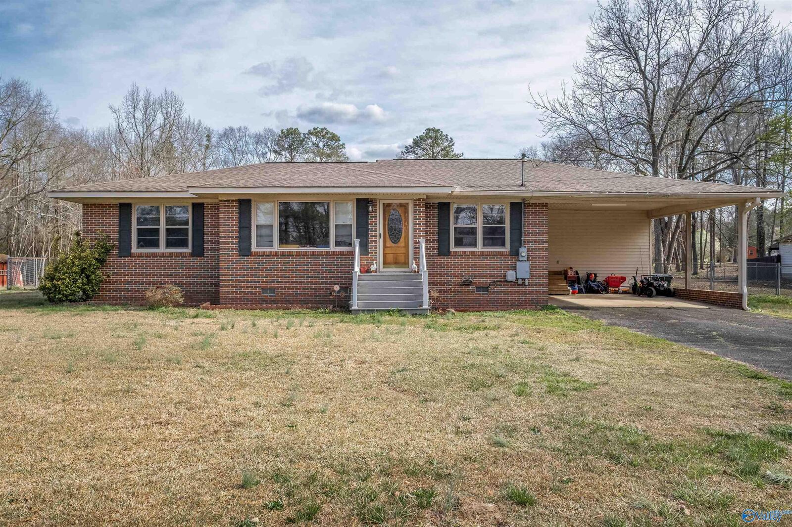 Property Photo:  305 Aderholt Street  AL 35905 