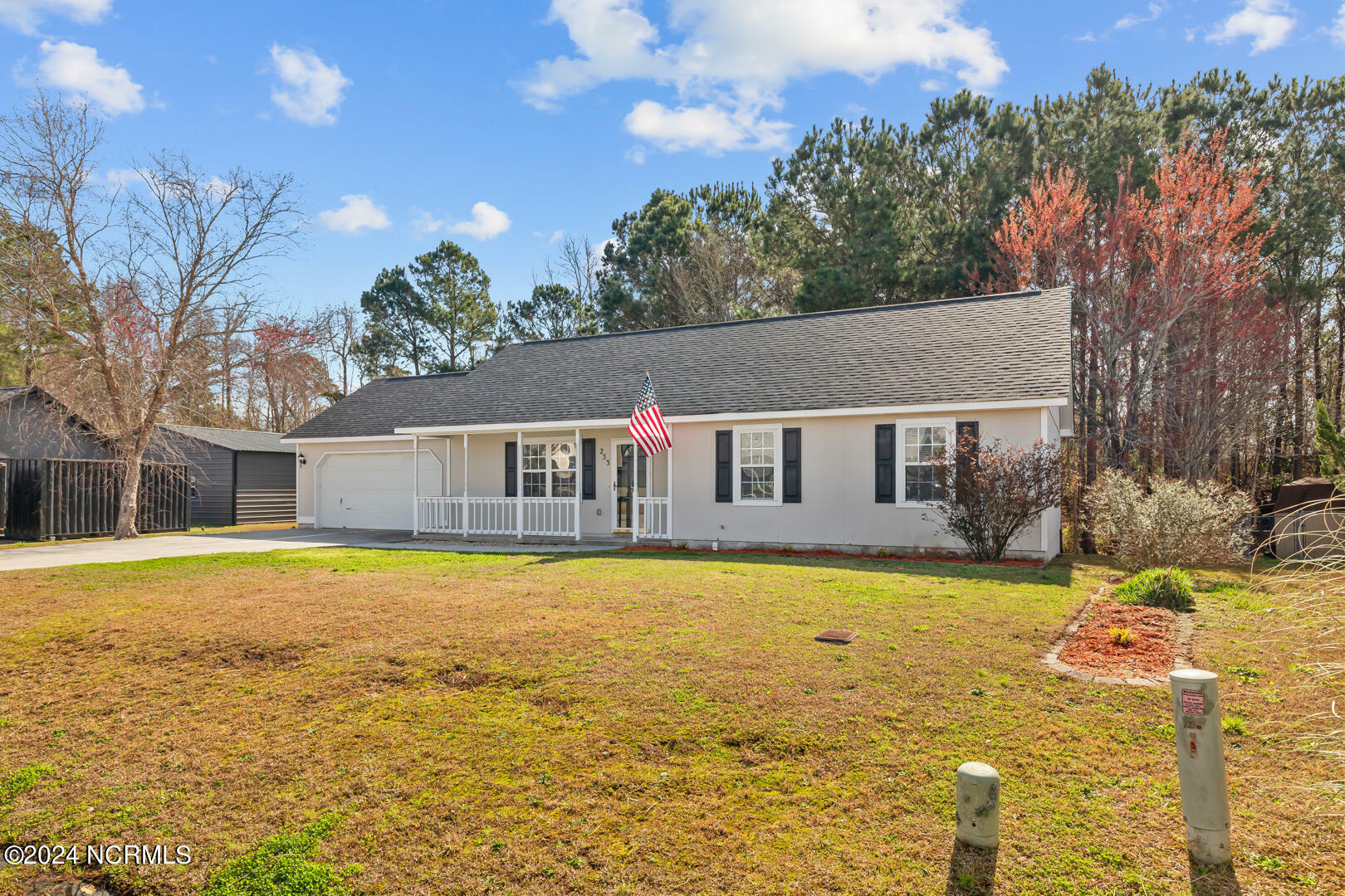 Property Photo:  253 Parnell Road  NC 28539 