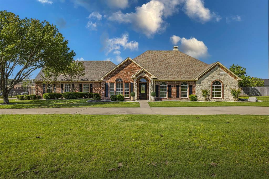 Property Photo:  1095 Trinity Meadows Drive  TX 75160 