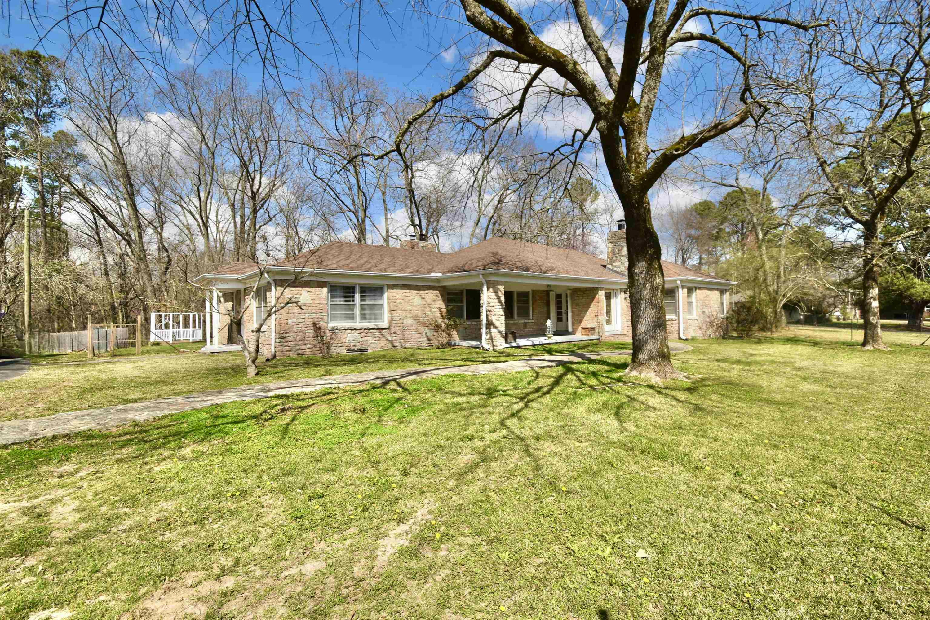 Property Photo:  2379 Highway 70 E Highway  TN 38305 