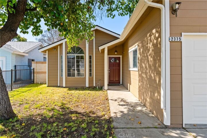 Property Photo: 2375 N Babigian Avenue CA 93722