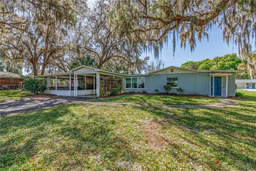 Property Photo:  1991 S Mooring Drive  FL 34450 