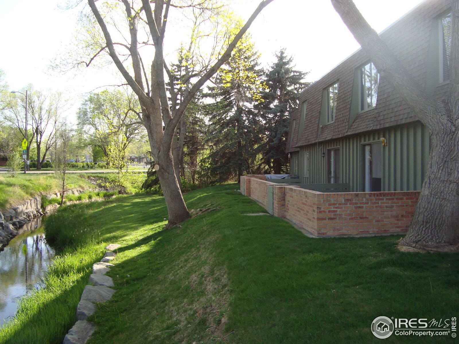 Property Photo:  1811 Indian Meadows Ln  CO 80525 