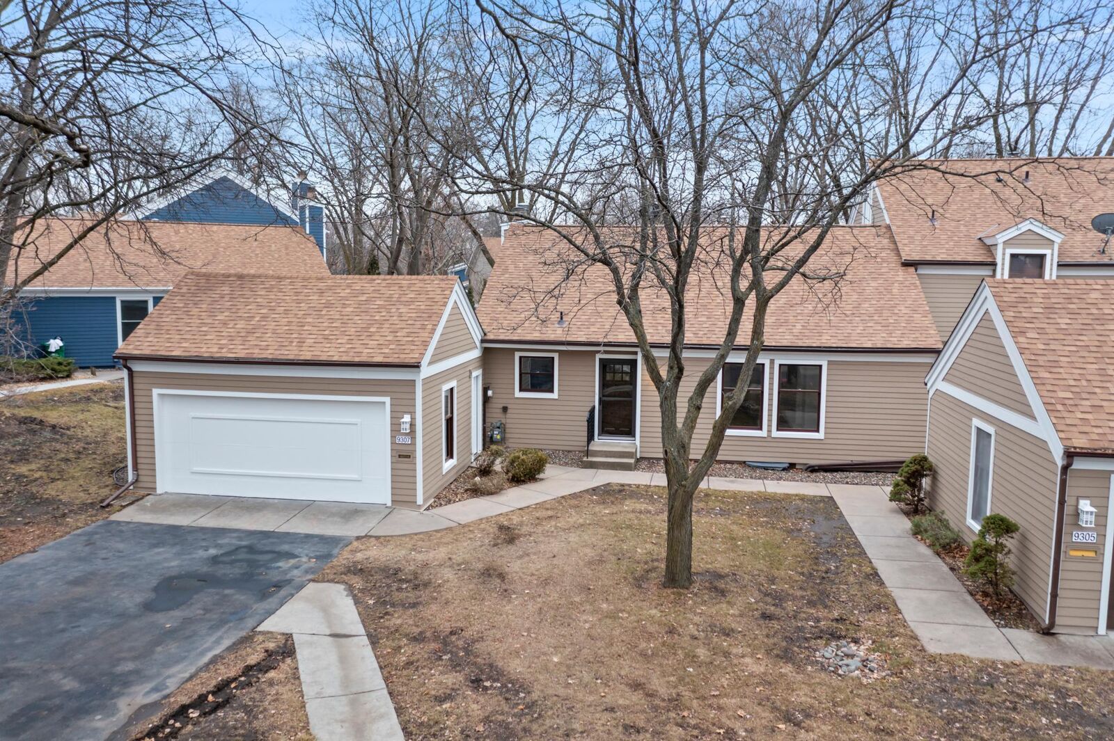 Property Photo:  9307 Nesbitt Road  MN 55437 