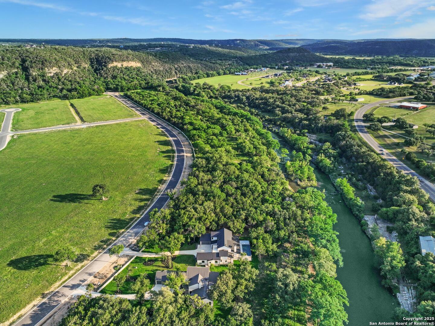 Property Photo: 236 Riverfront Dr. TX 78132