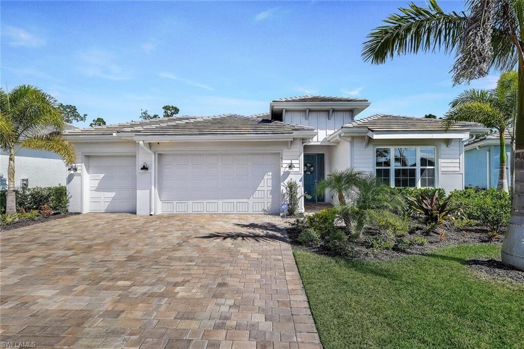 Property Photo:  16804 Bay Island Ct  FL 34135 