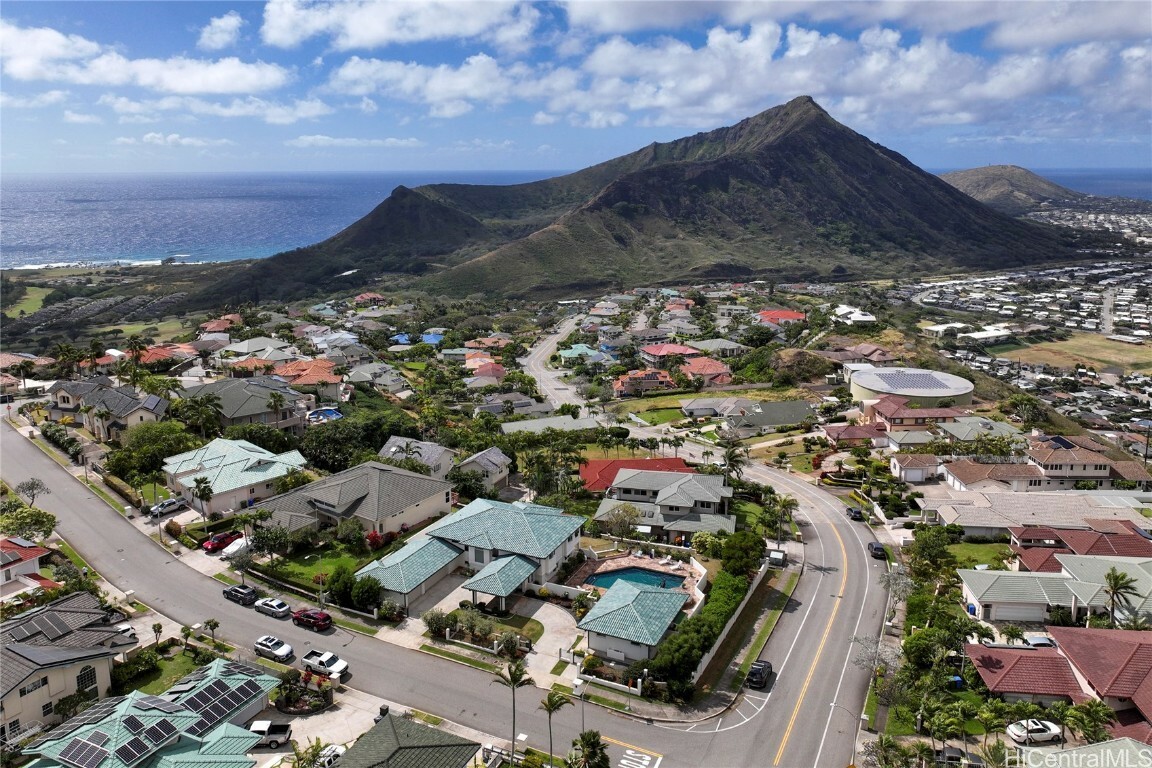 Property Photo:  1007 Kuamauna Street  HI 96825 