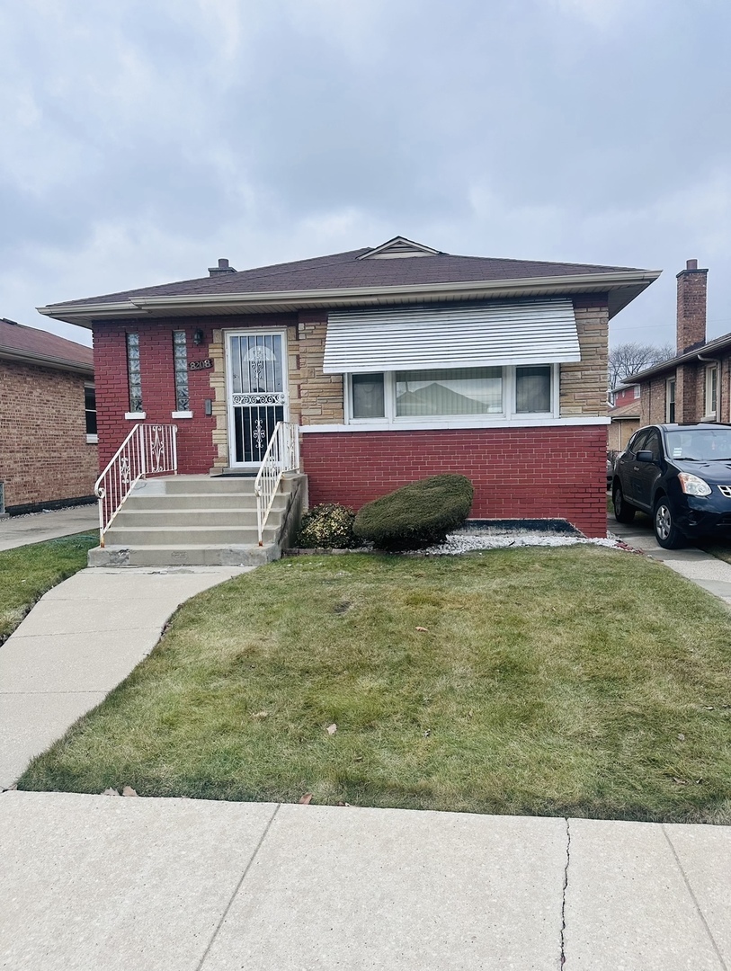 Property Photo:  8208 S Whipple Street  IL 60652 