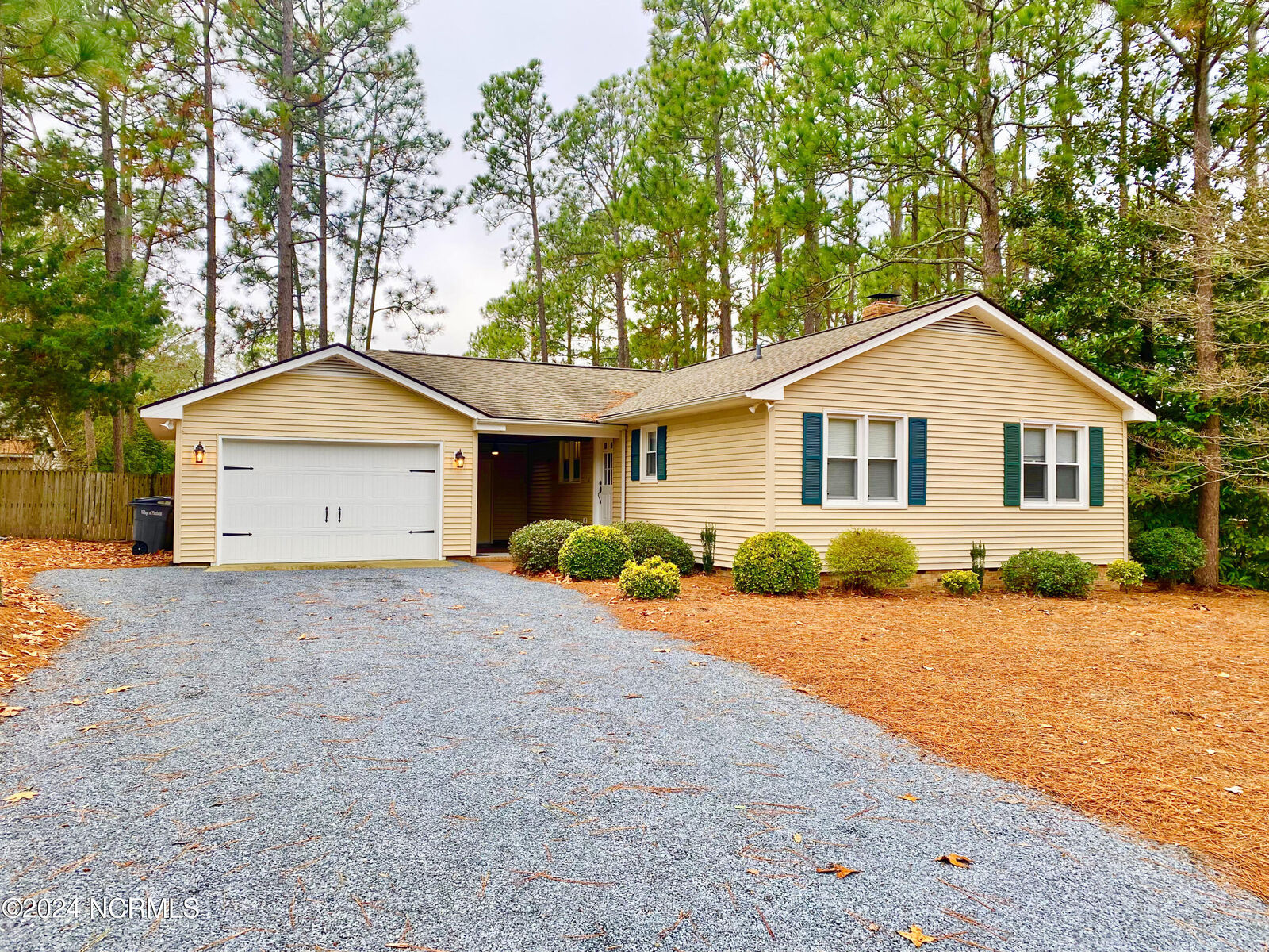 Property Photo: 1360 Longleaf Drive E NC 28374