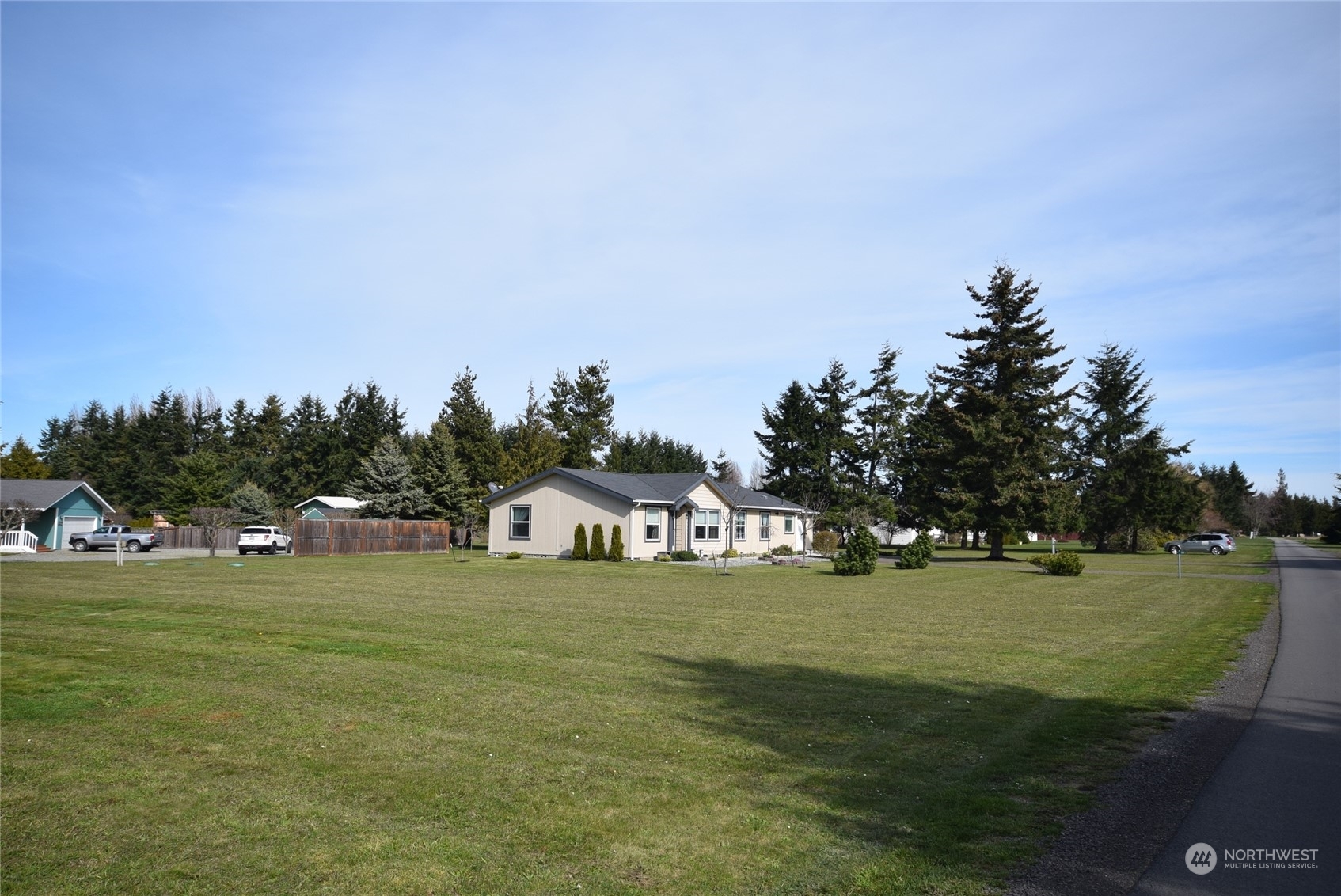 Property Photo:  33 Marsh Hawk Lane  WA 98362 