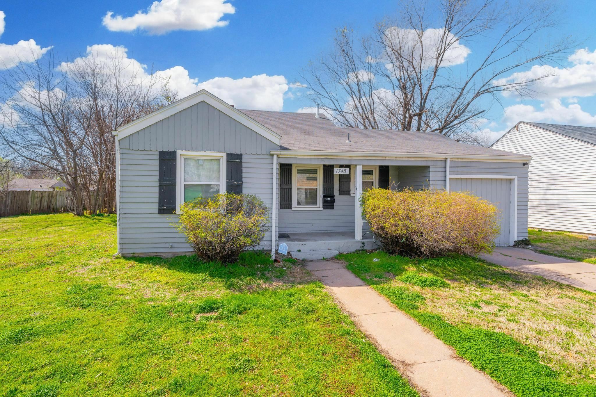 Property Photo:  1745 S Washington Ave  KS 67211 