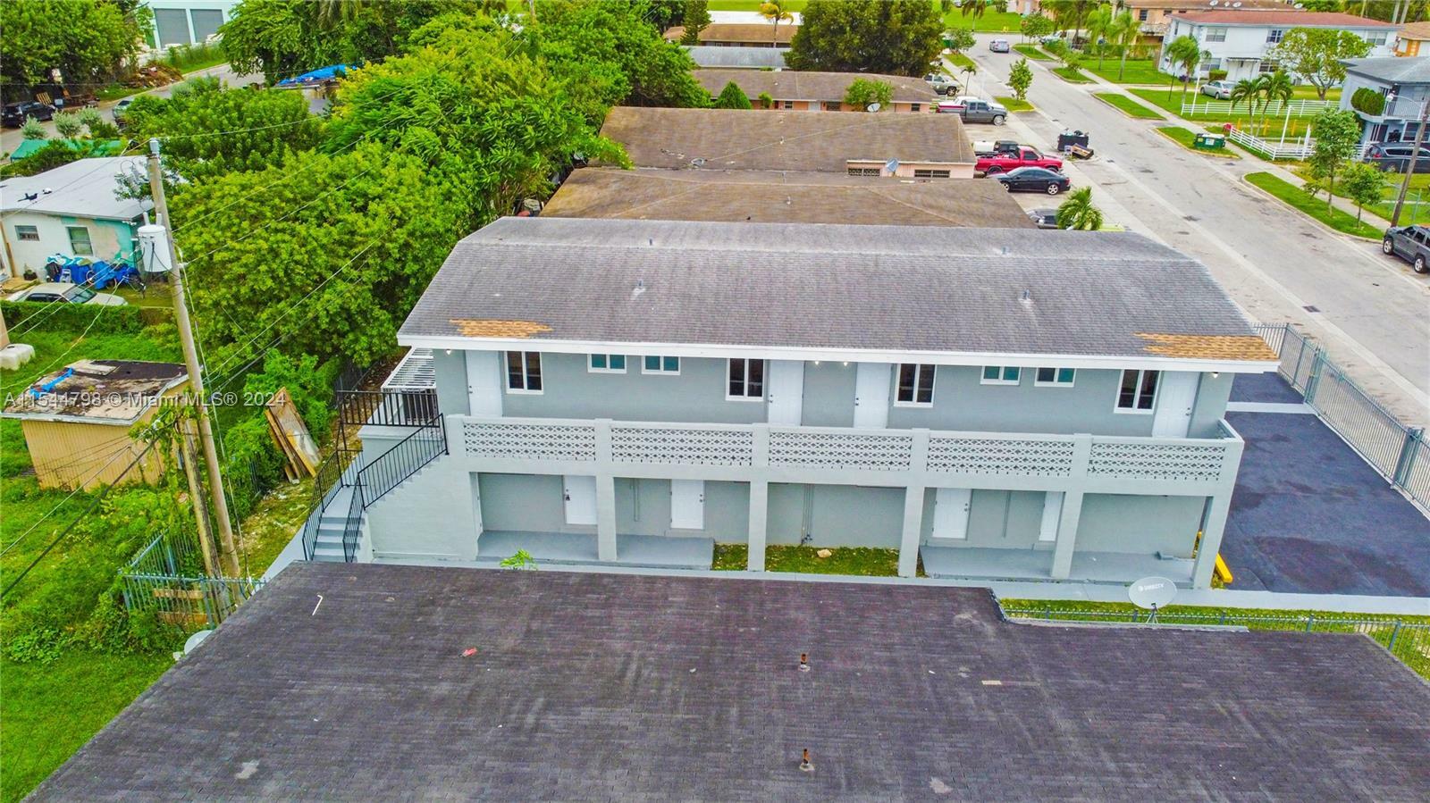 Property Photo:  1430 NW 2nd Ave  FL 33034 