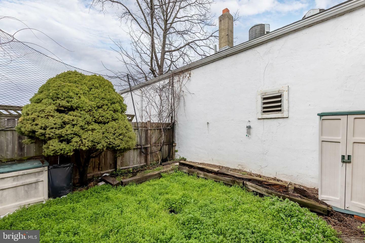 Property Photo:  443 Bergen Street  NJ 08030 