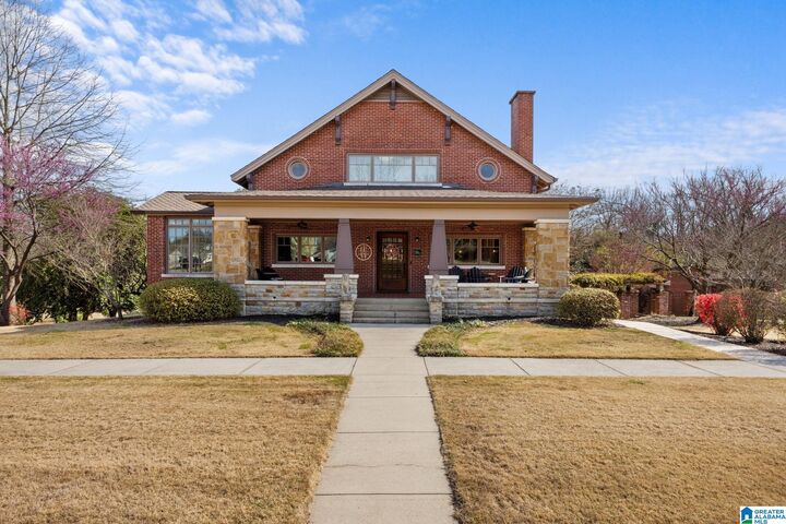Property Photo: 608 SE 5th Street AL 35055