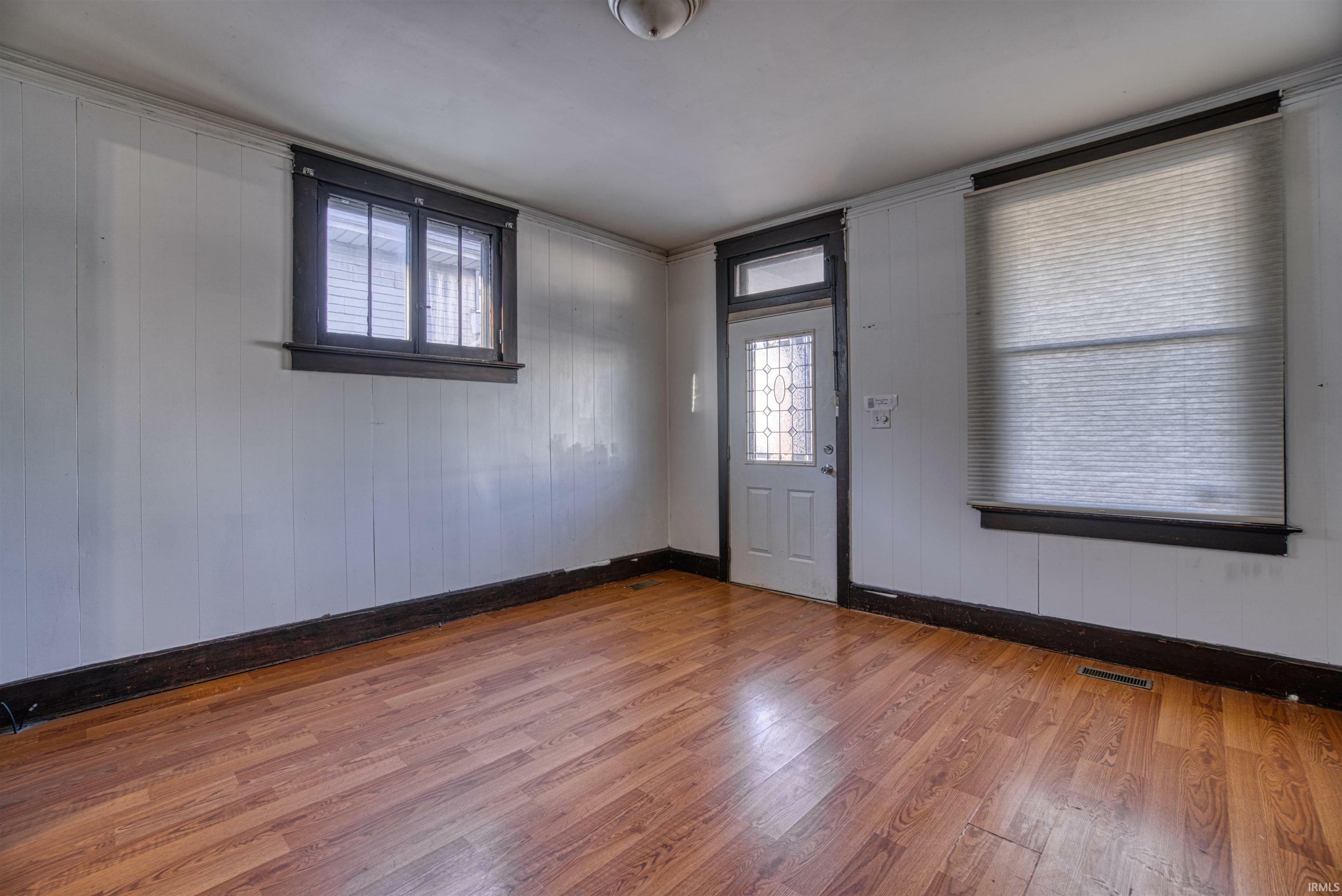 Property Photo:  1215 N First Avenue  IN 47710 