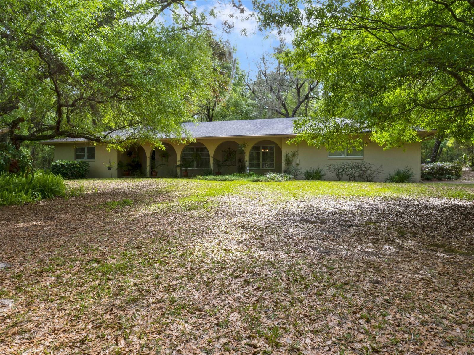 Property Photo:  1735 Glenwood Road  FL 32720 