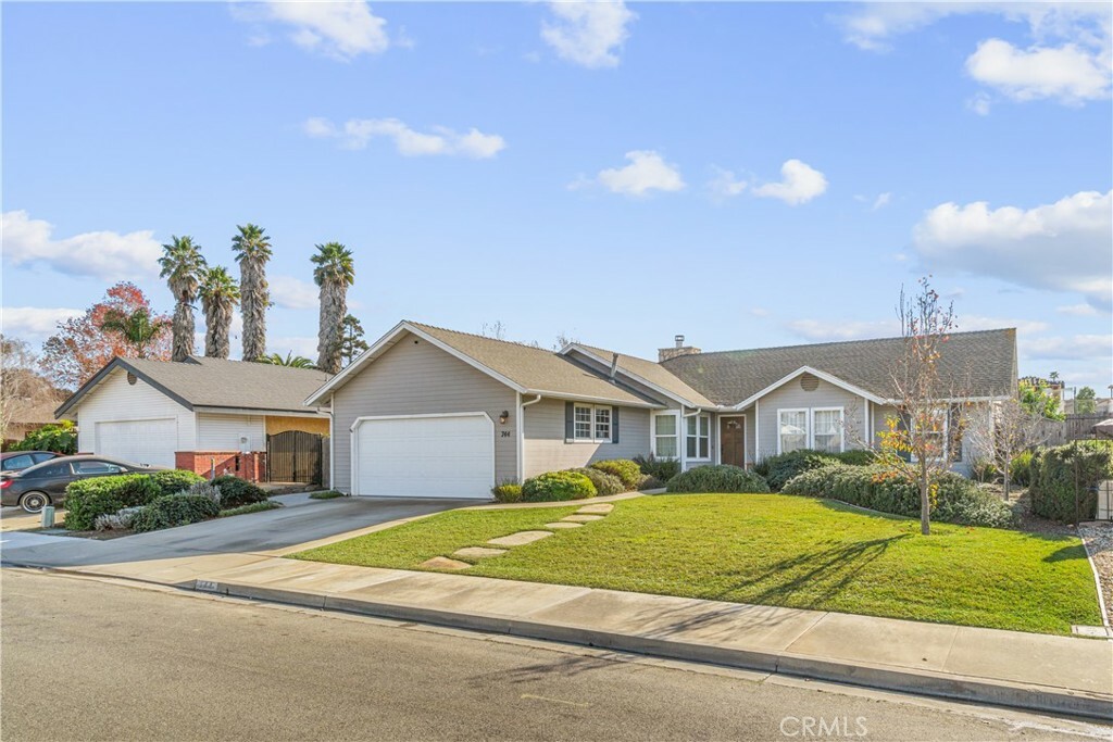 Property Photo:  744 Blue Ridge Drive  CA 93455 