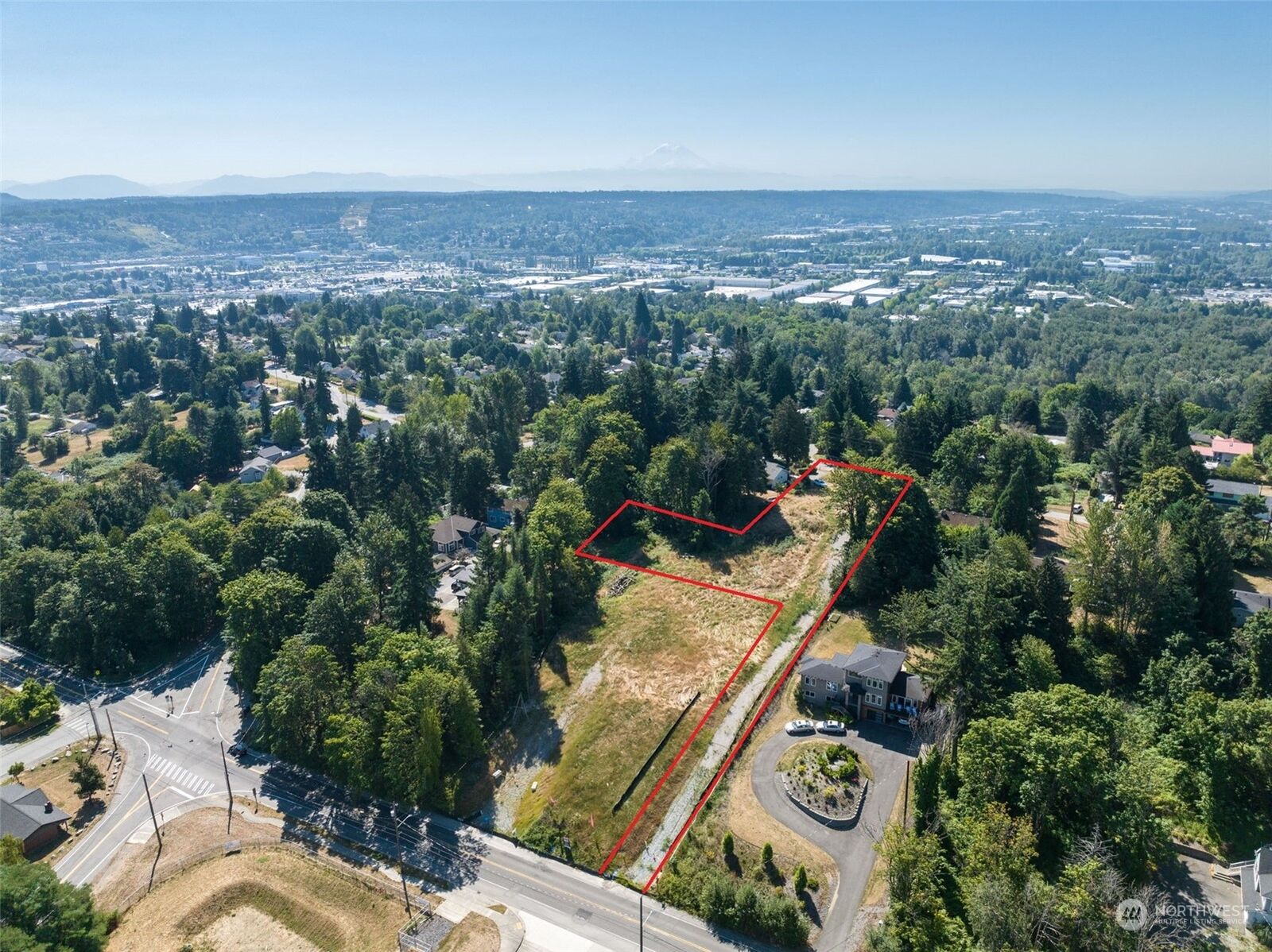 Property Photo:  7853 S 132nd Street  WA 98178 