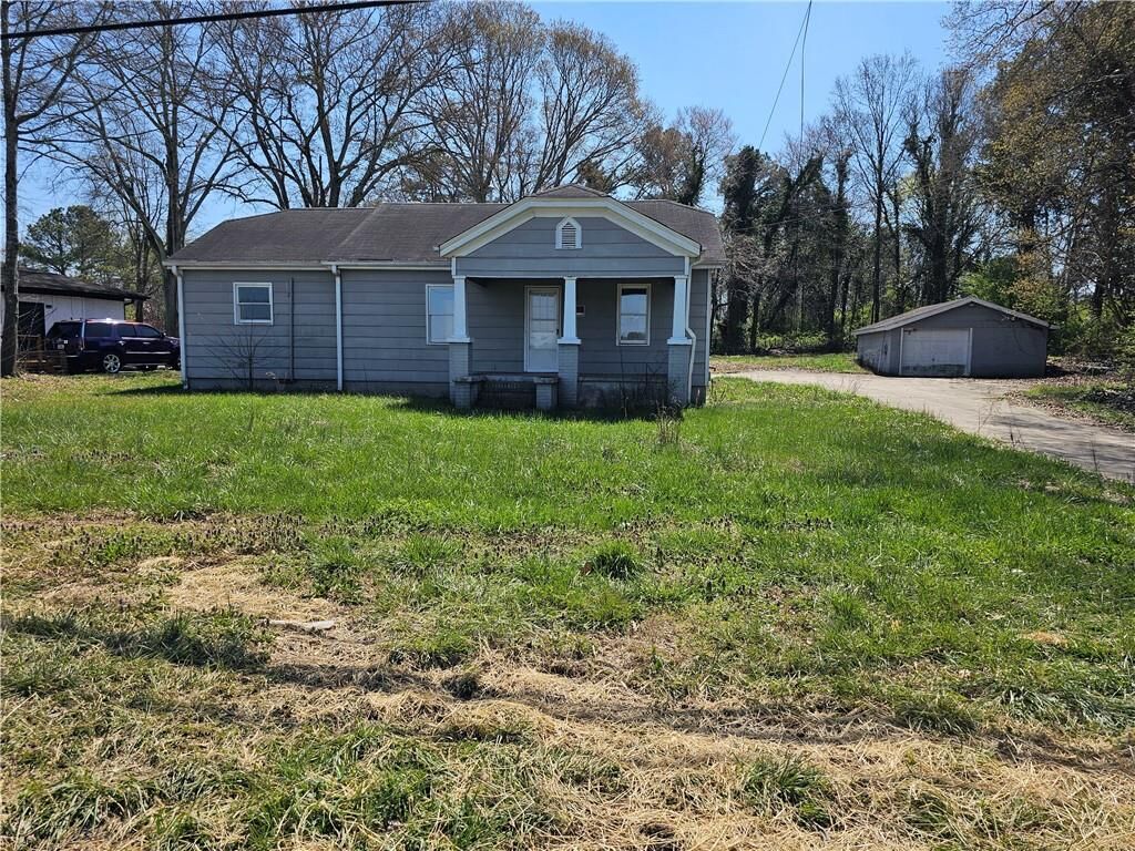 Property Photo: 11881 Veterans Memorial Highway GA 30134