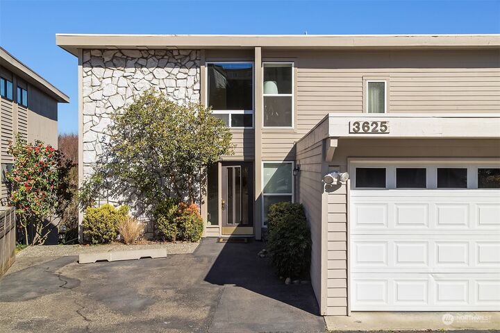3625 24th Place W 3  Seattle WA 98199 photo